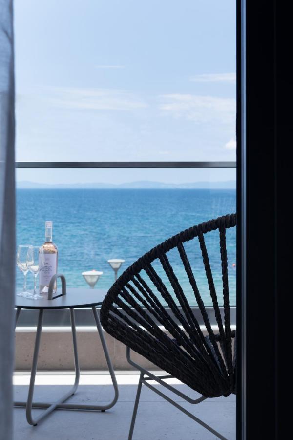 Eladia Suites Неос Мармарас Екстериор снимка