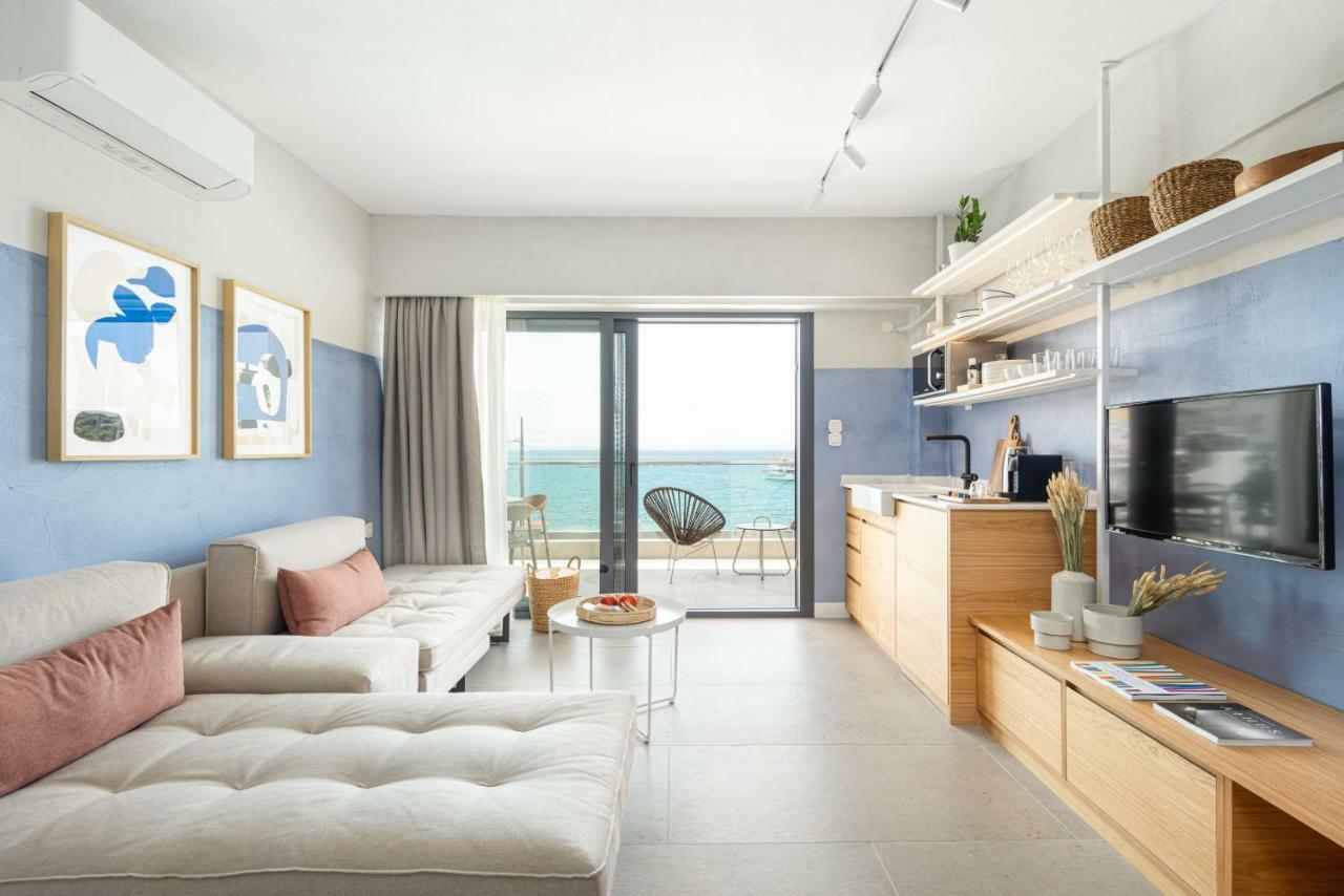 Eladia Suites Неос Мармарас Екстериор снимка